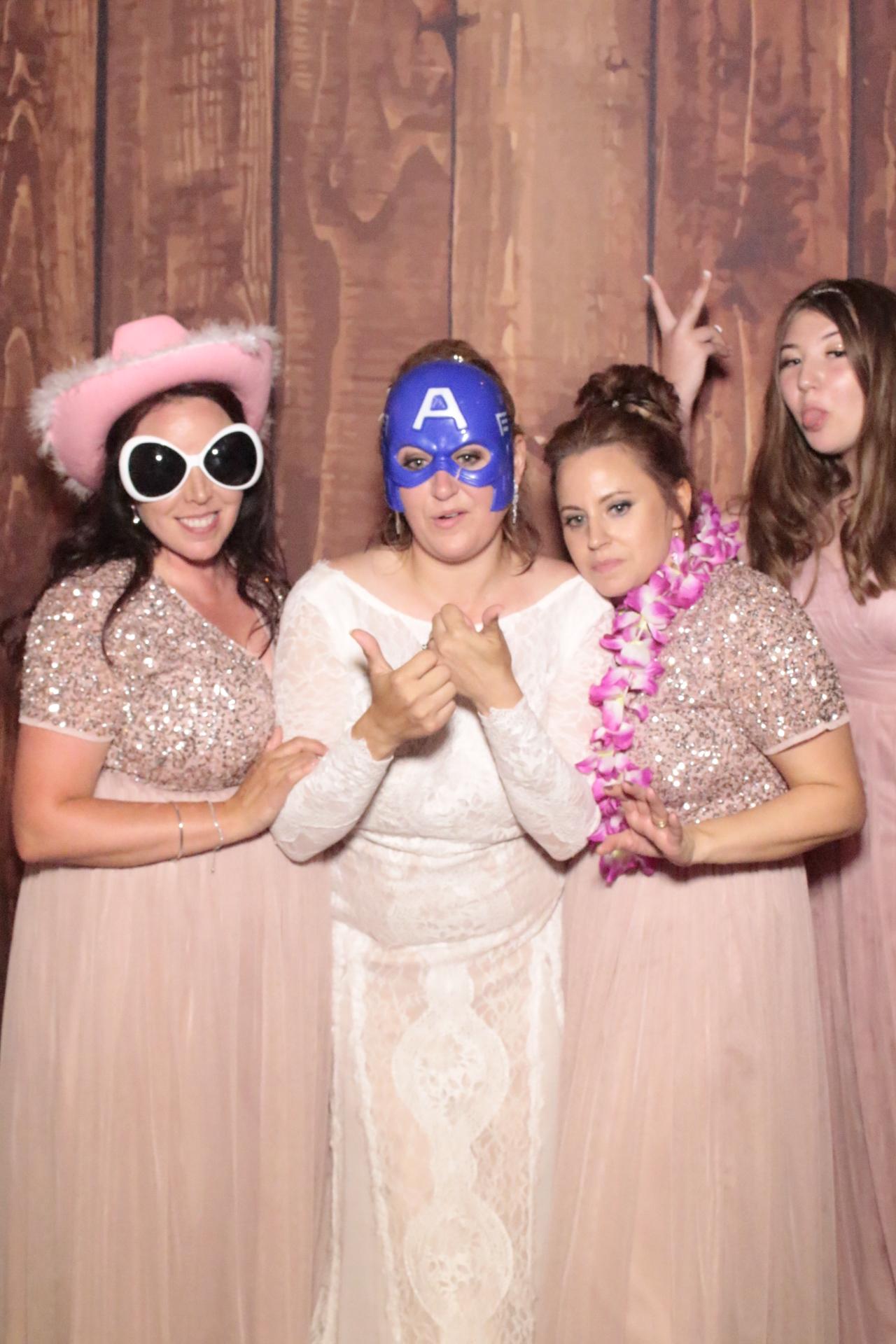 Christopher & Nicole's Wedding | View more photos from the event at gallery.myphotoboothexperience.co.uk/u/MyPhotoBoothExperienceLtd/Christopher-Nicoles-Wedding